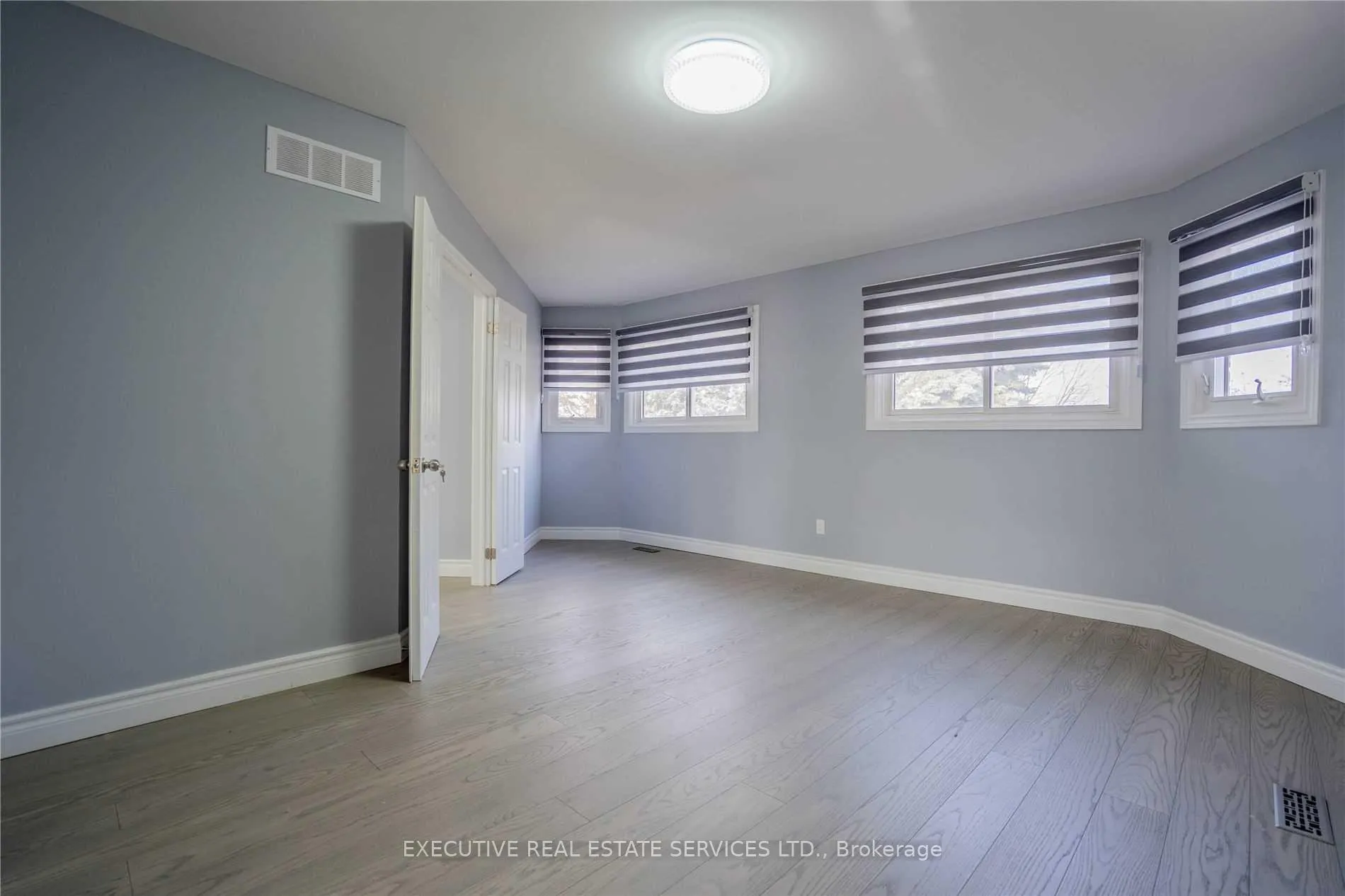 Photo 11 of 46 Willowbrook Drive, Whitby, Pringle Creek — HOMEH