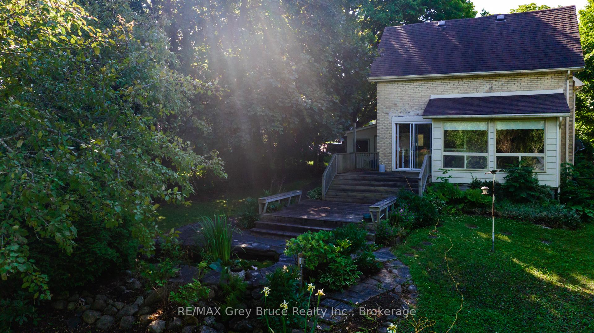 Photo 7 of 68 2ND Street, Arran-Elderslie — HOMEH