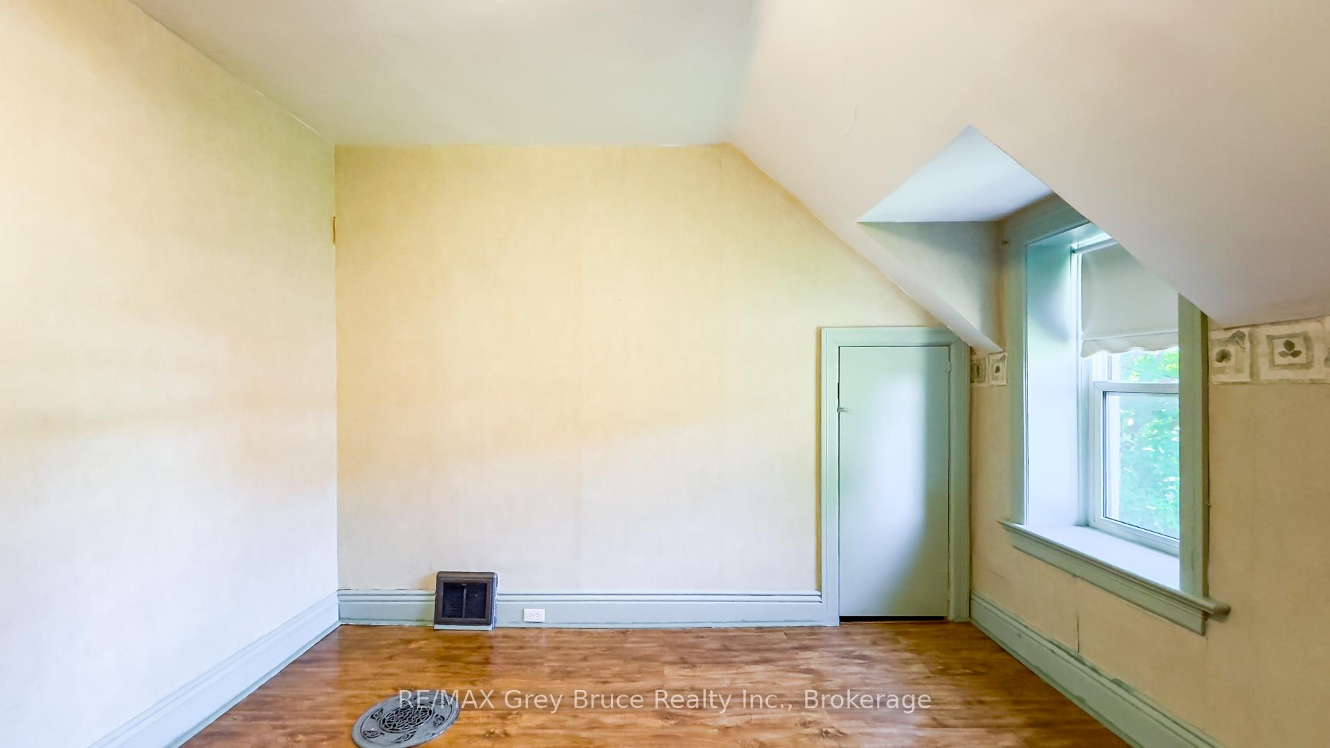 Photo 24 of 68 2ND Street, Arran-Elderslie — HOMEH