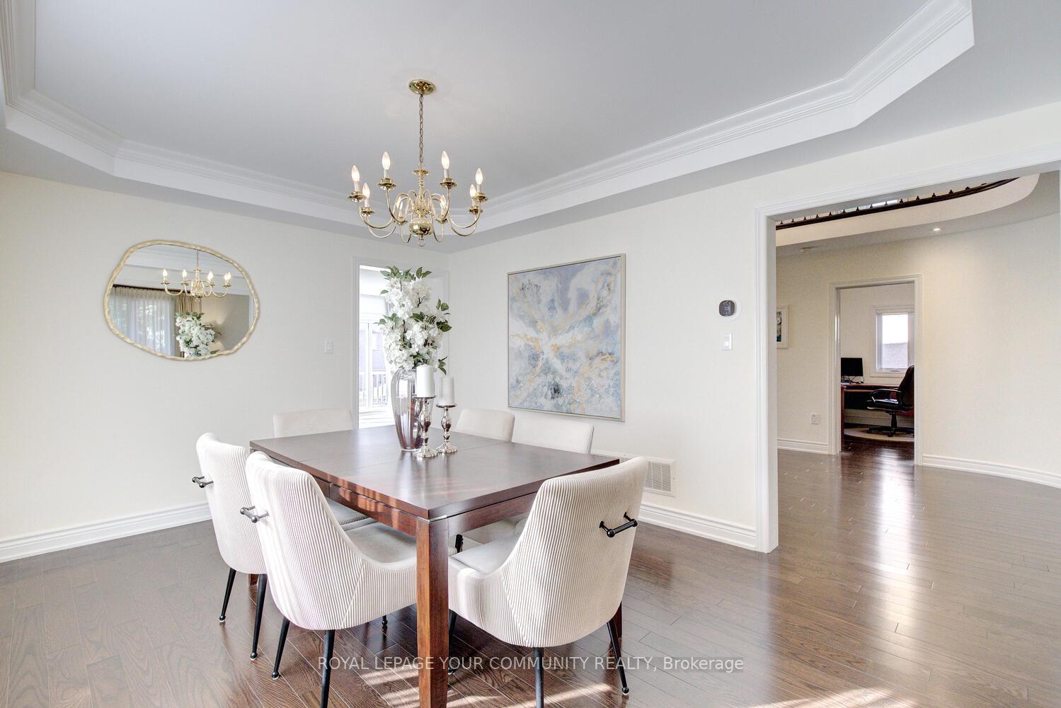 Photo 14 of 33 Robertson Close, Vaughan, Maple — HOMEH