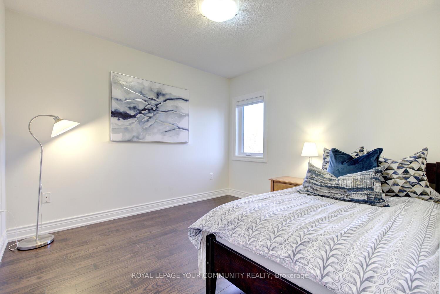 Photo 36 of 33 Robertson Close, Vaughan, Maple — HOMEH