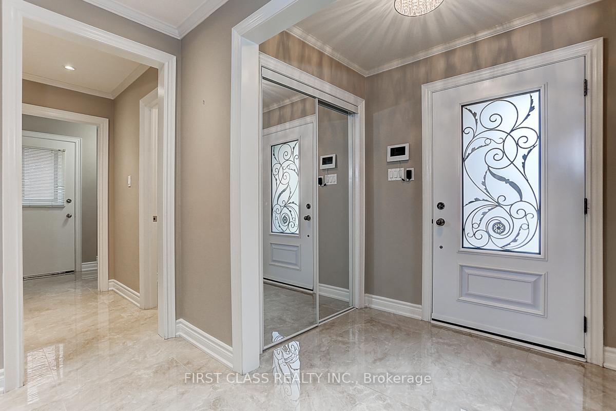 Photo 4 of 16 Lindemann Street, Markham, Aileen-Willowbrook — HOMEH