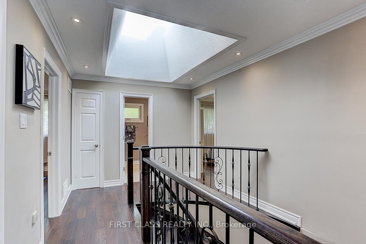 Photo 17 of 16 Lindemann Street, Markham, Aileen-Willowbrook — HOMEH