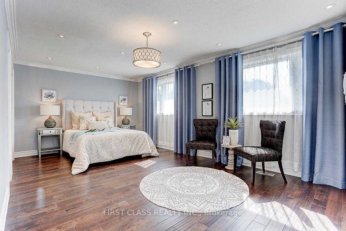 Photo 18 of 16 Lindemann Street, Markham, Aileen-Willowbrook — HOMEH