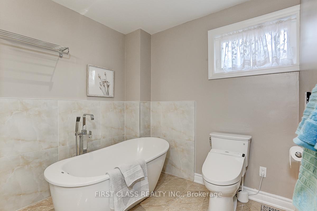 Photo 21 of 16 Lindemann Street, Markham, Aileen-Willowbrook — HOMEH