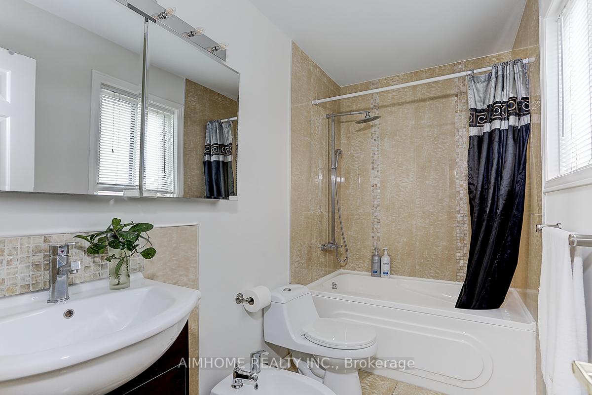 Photo 14 of 40 Willowbrook Road, Markham, Aileen-Willowbrook — HOMEH