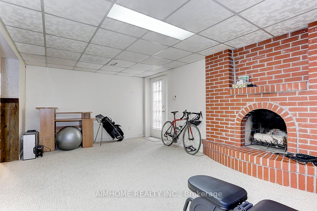 Photo 20 of 40 Willowbrook Road, Markham, Aileen-Willowbrook — HOMEH
