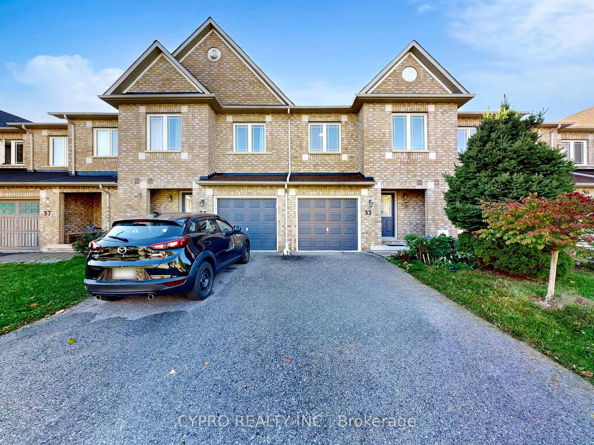 Photo 1 of 33 Bilbrough Street, Aurora, Bayview Northeast — HOMEH