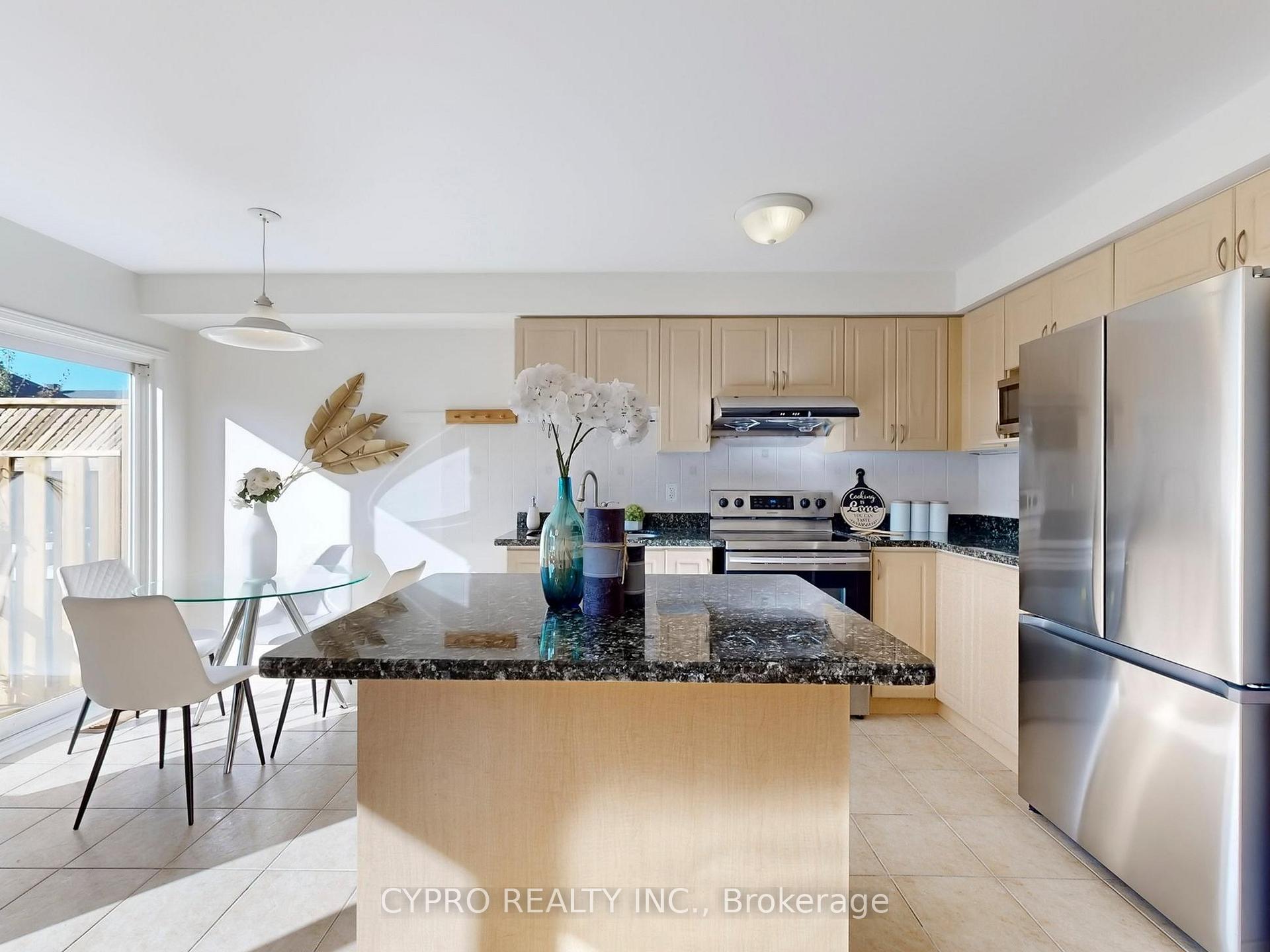 Photo 9 of 33 Bilbrough Street, Aurora, Bayview Northeast — HOMEH