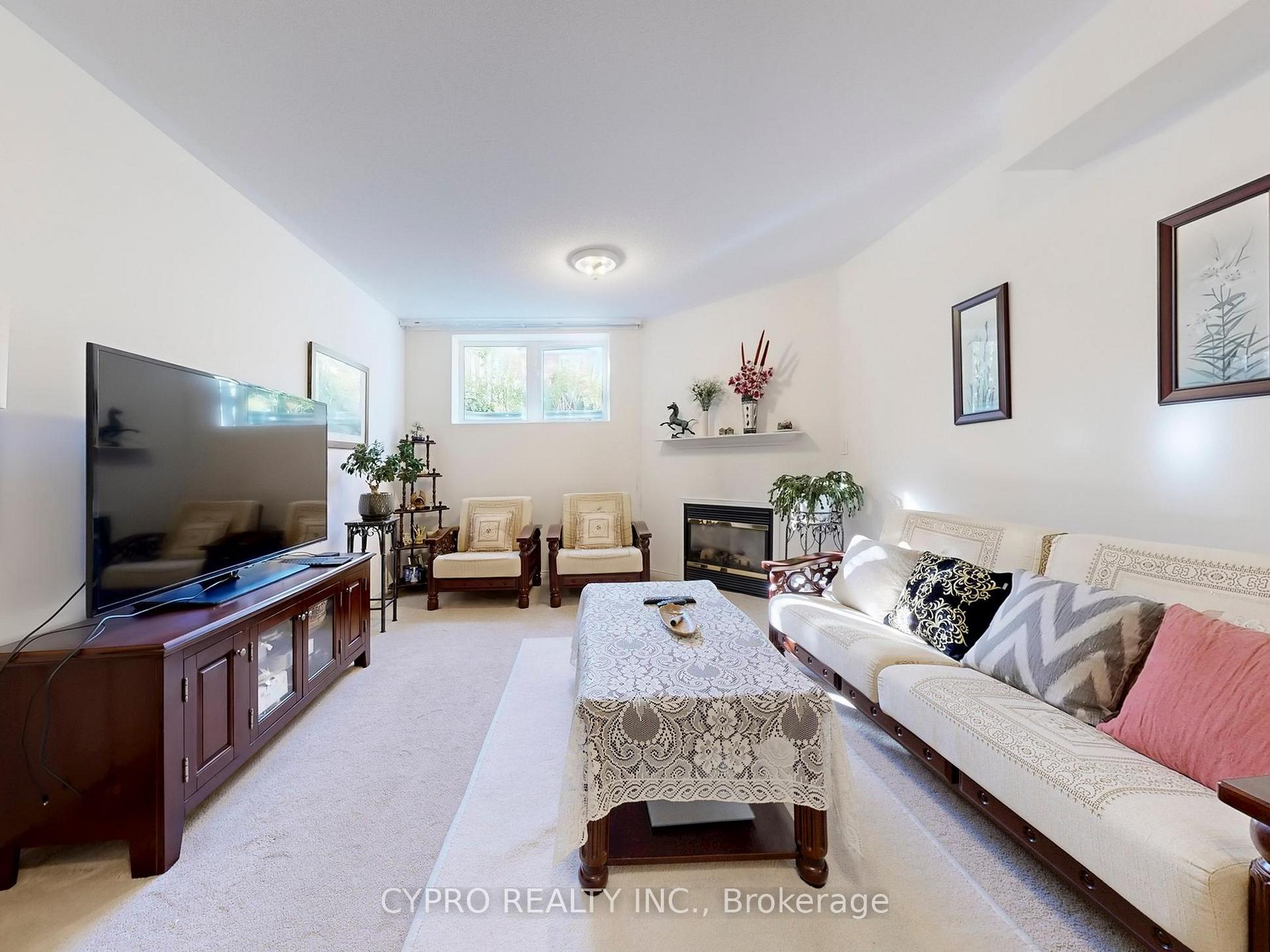 Photo 35 of 33 Bilbrough Street, Aurora, Bayview Northeast — HOMEH