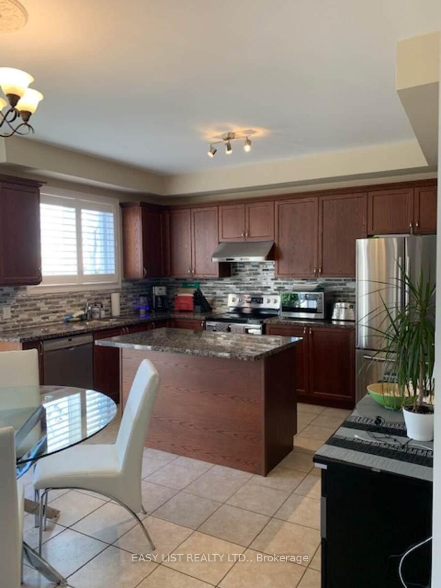 Photo 3 of 59 Promenade Drive, Whitby, Taunton North — HOMEH