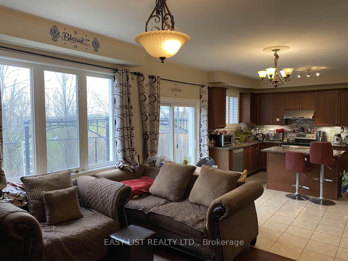 Photo 4 of 59 Promenade Drive, Whitby, Taunton North — HOMEH