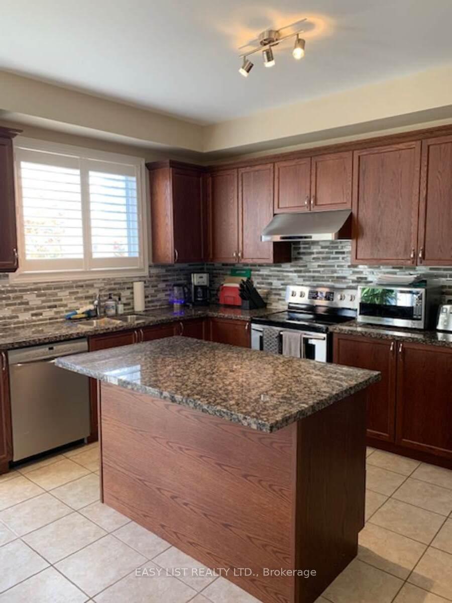 Photo 5 of 59 Promenade Drive, Whitby, Taunton North — HOMEH