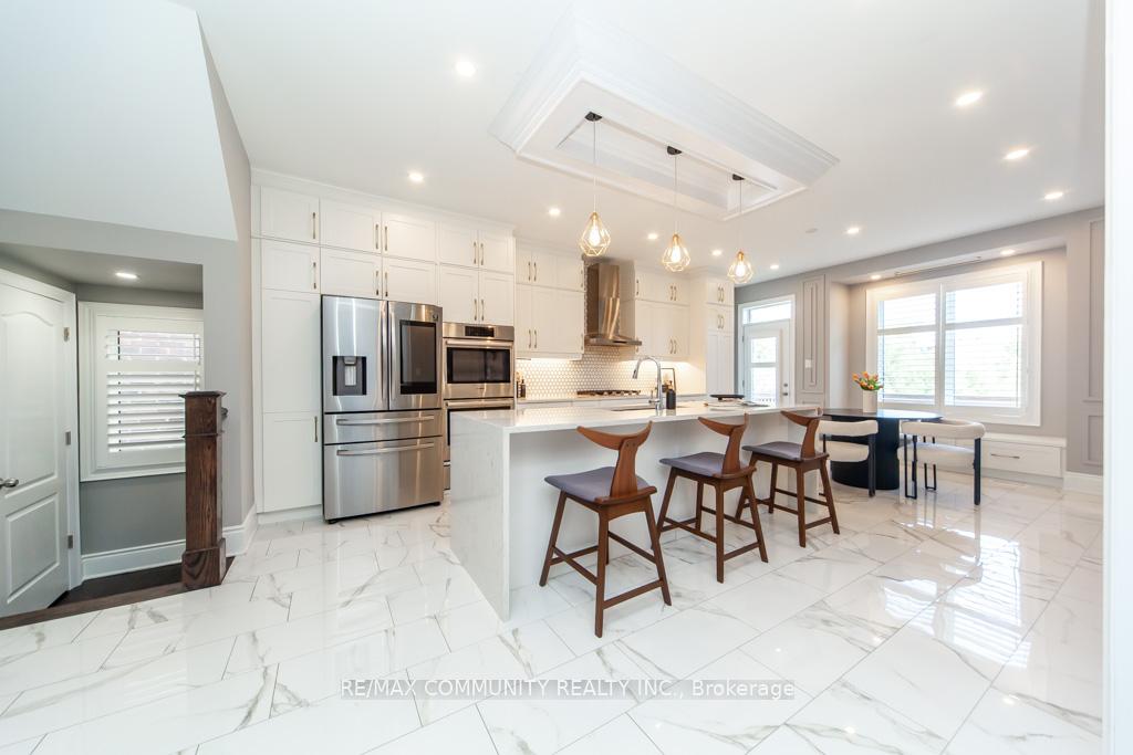 Photo 6 of 70 Barkerville Drive, Whitby, Lynde Creek — HOMEH