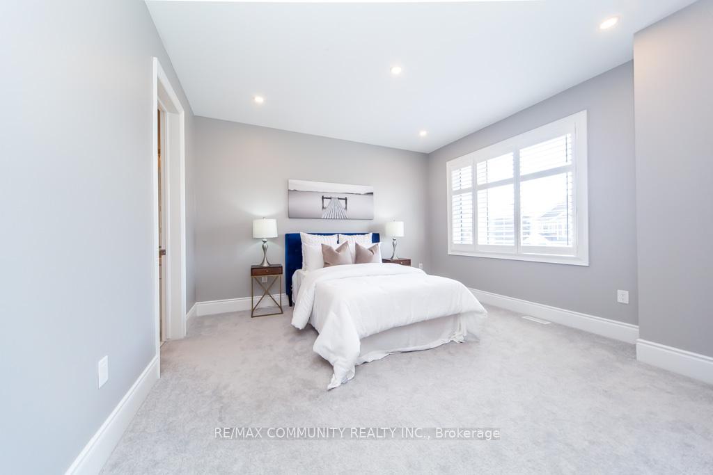 Photo 27 of 70 Barkerville Drive, Whitby, Lynde Creek — HOMEH