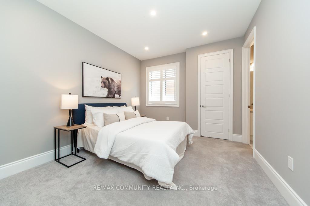 Photo 30 of 70 Barkerville Drive, Whitby, Lynde Creek — HOMEH