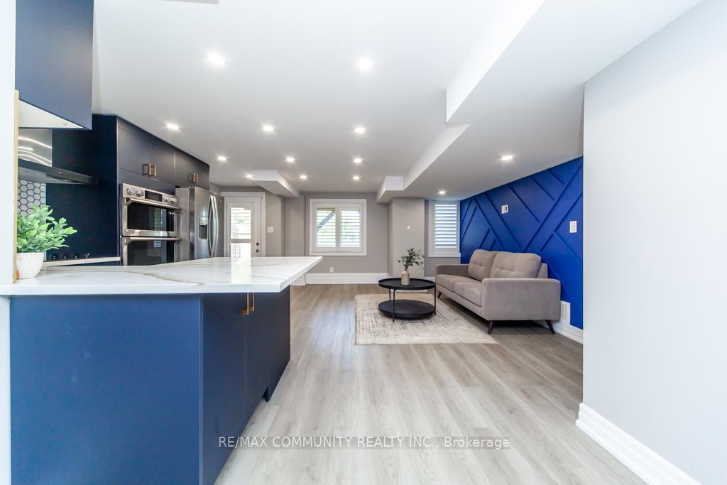 Photo 37 of 70 Barkerville Drive, Whitby, Lynde Creek — HOMEH