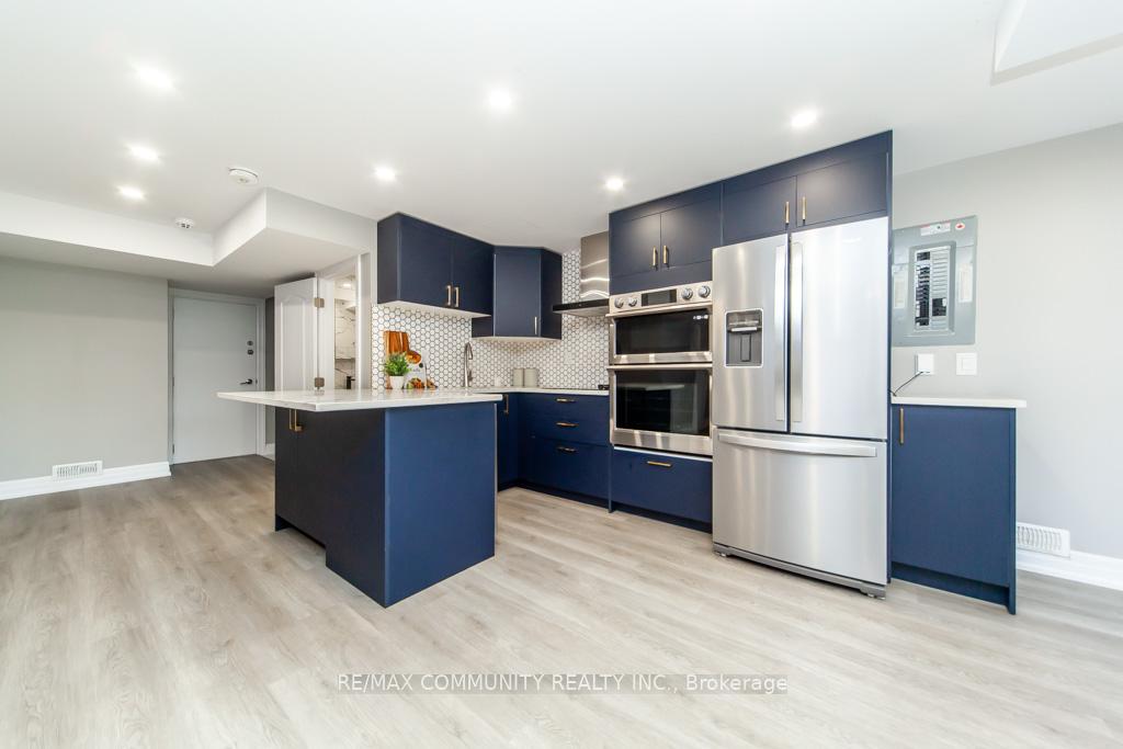 Photo 40 of 70 Barkerville Drive, Whitby, Lynde Creek — HOMEH