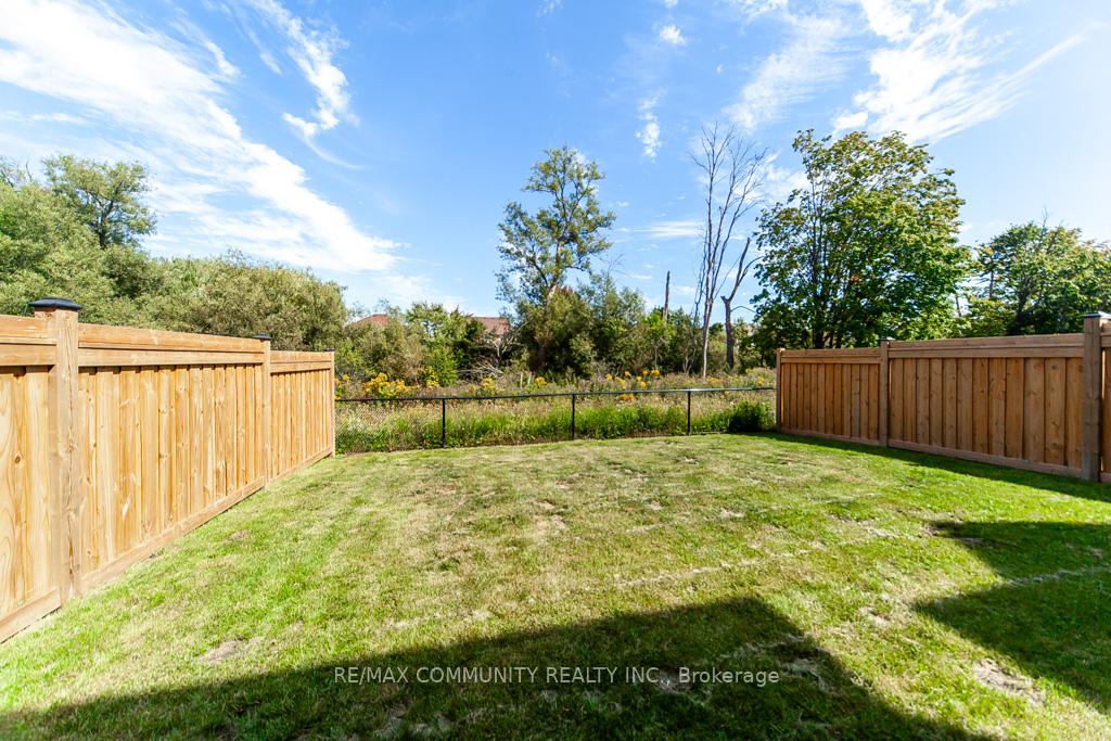 Photo 47 of 70 Barkerville Drive, Whitby, Lynde Creek — HOMEH