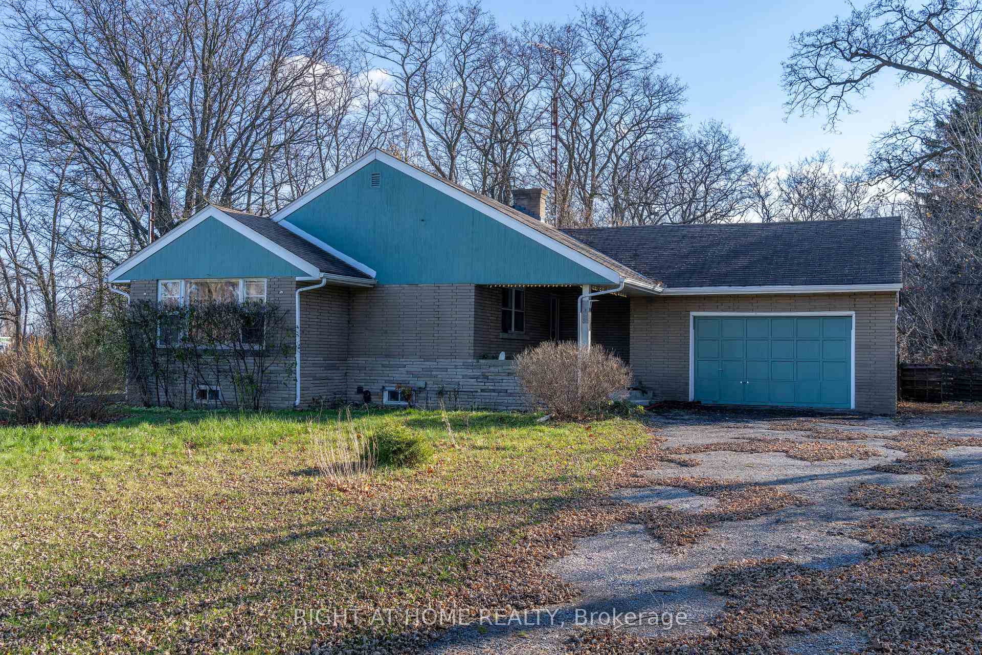 Photo 2 of 6661 Major Mackenzie Drive E, Markham, Greensborough — HOMEH