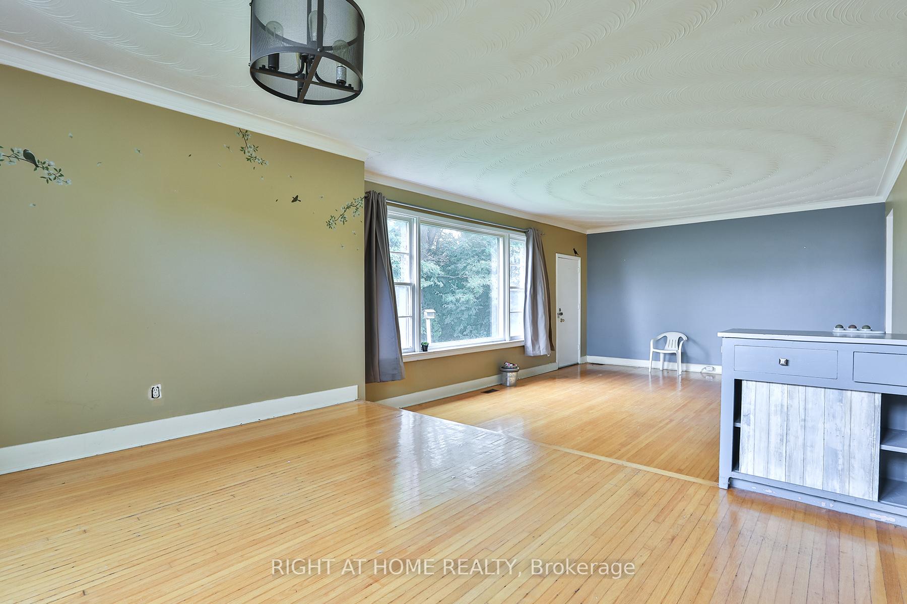 Photo 6 of 6661 Major Mackenzie Drive E, Markham, Greensborough — HOMEH