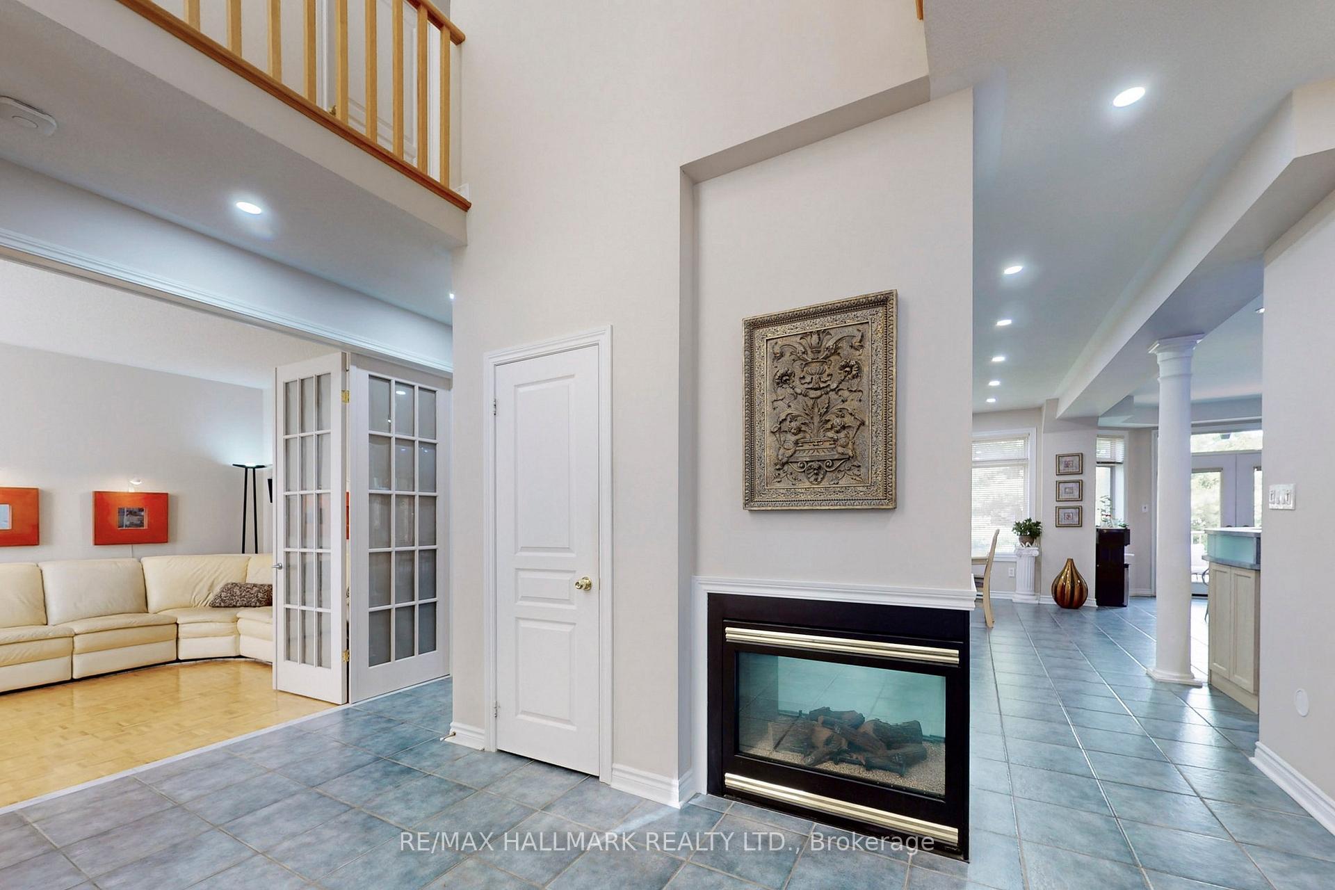 Photo 9 of 151 Nevada Crescent, Vaughan, Rural Vaughan — HOMEH