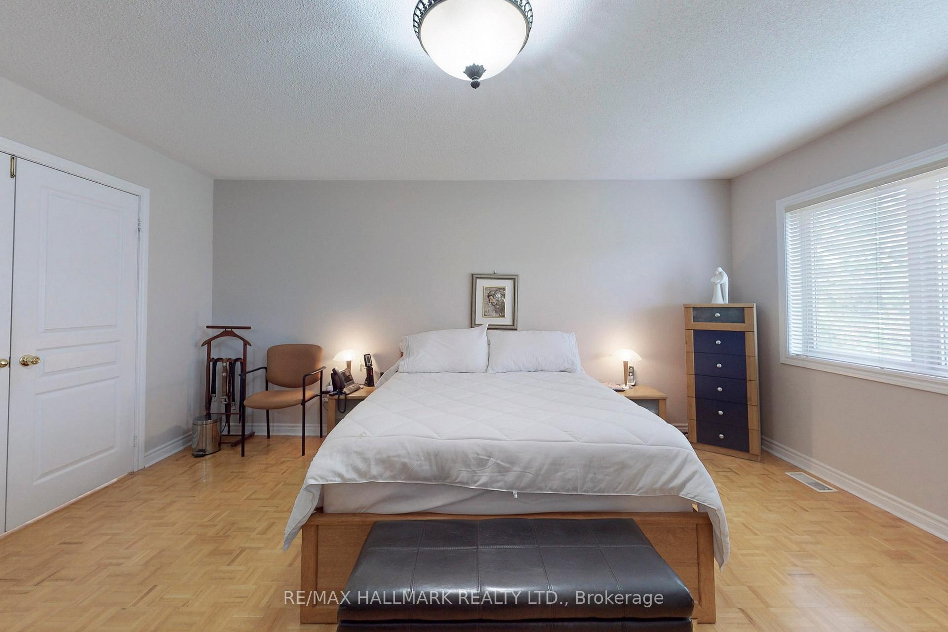 Photo 24 of 151 Nevada Crescent, Vaughan, Rural Vaughan — HOMEH