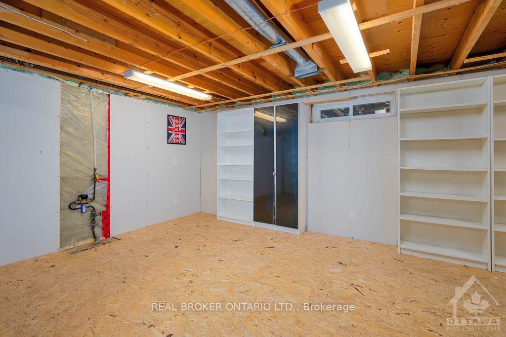 Photo 18 of 2368 Jefferson Street, Ottawa, Guildwood Estates - Urbandale Acres — HOMEH