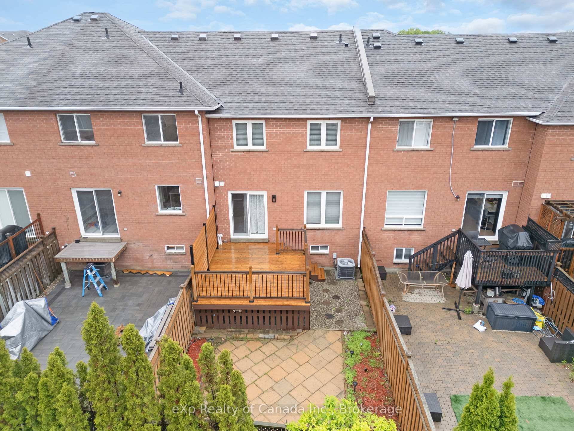 Photo 23 of 33 Piazza Crescent, Vaughan, West Woodbridge — HOMEH