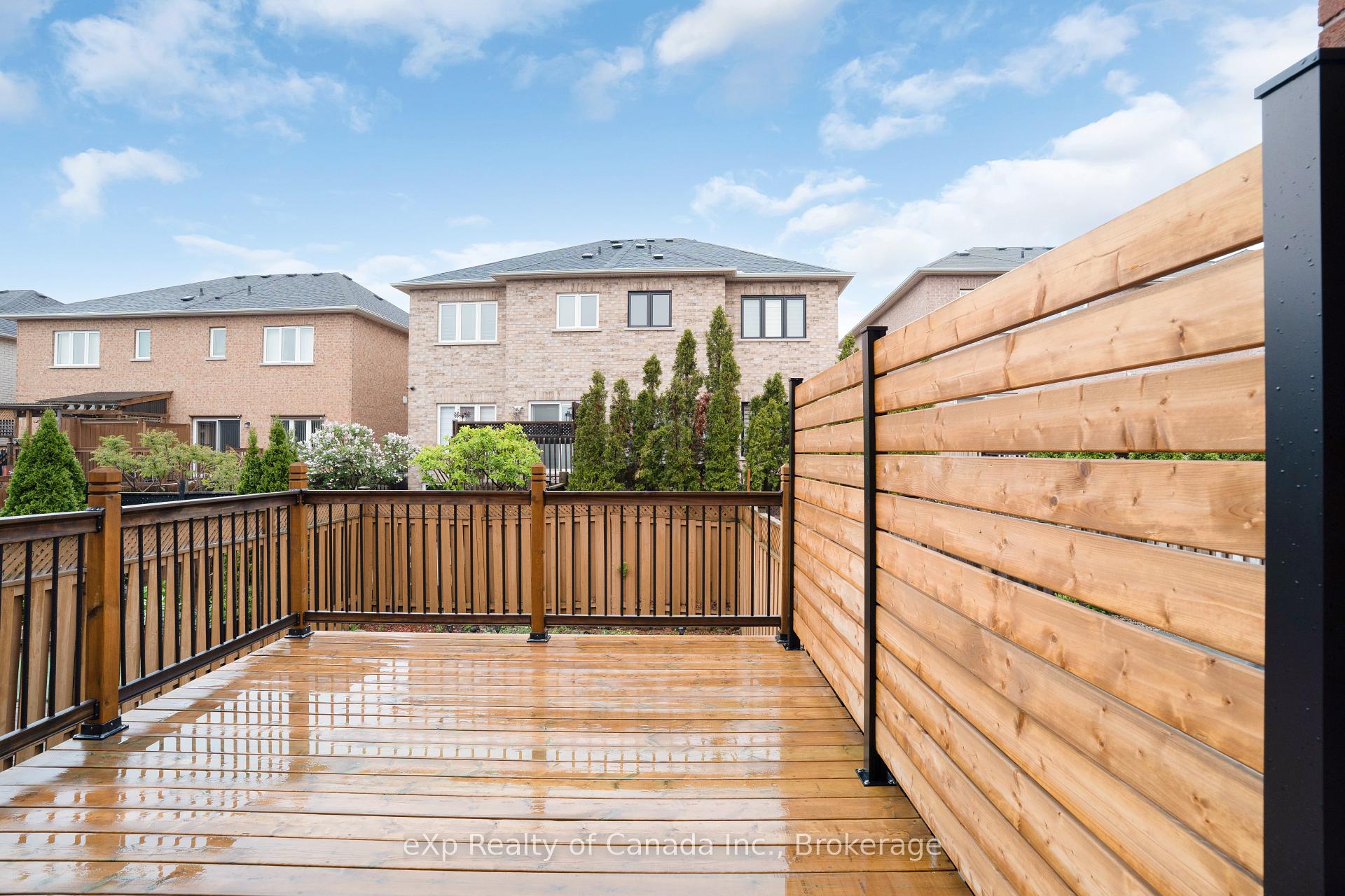 Photo 24 of 33 Piazza Crescent, Vaughan, West Woodbridge — HOMEH