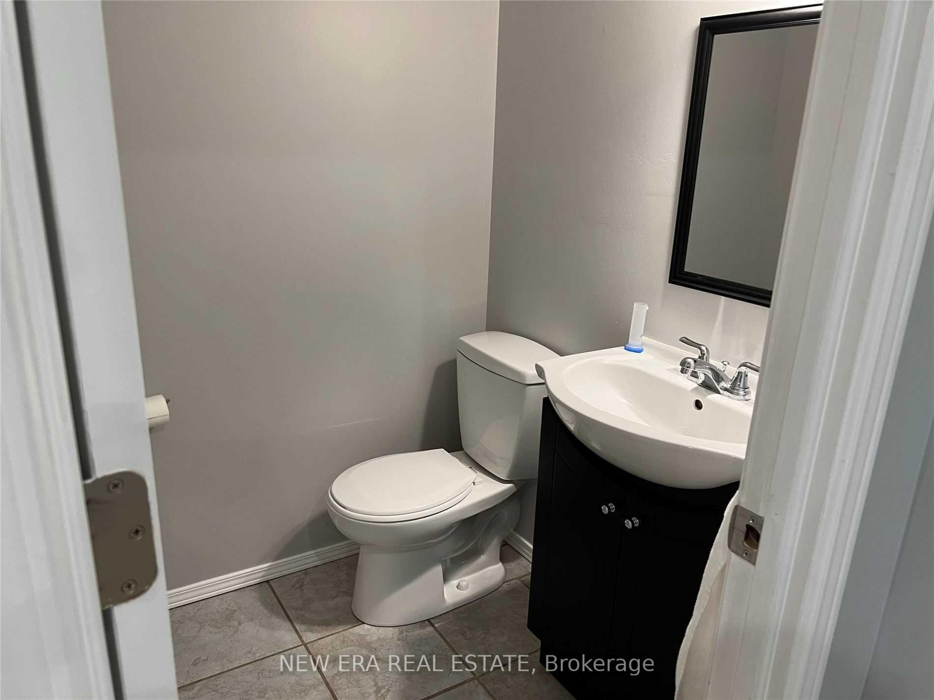 Photo 22 of 21 Northgrove Crescent, Whitby, Brooklin — HOMEH