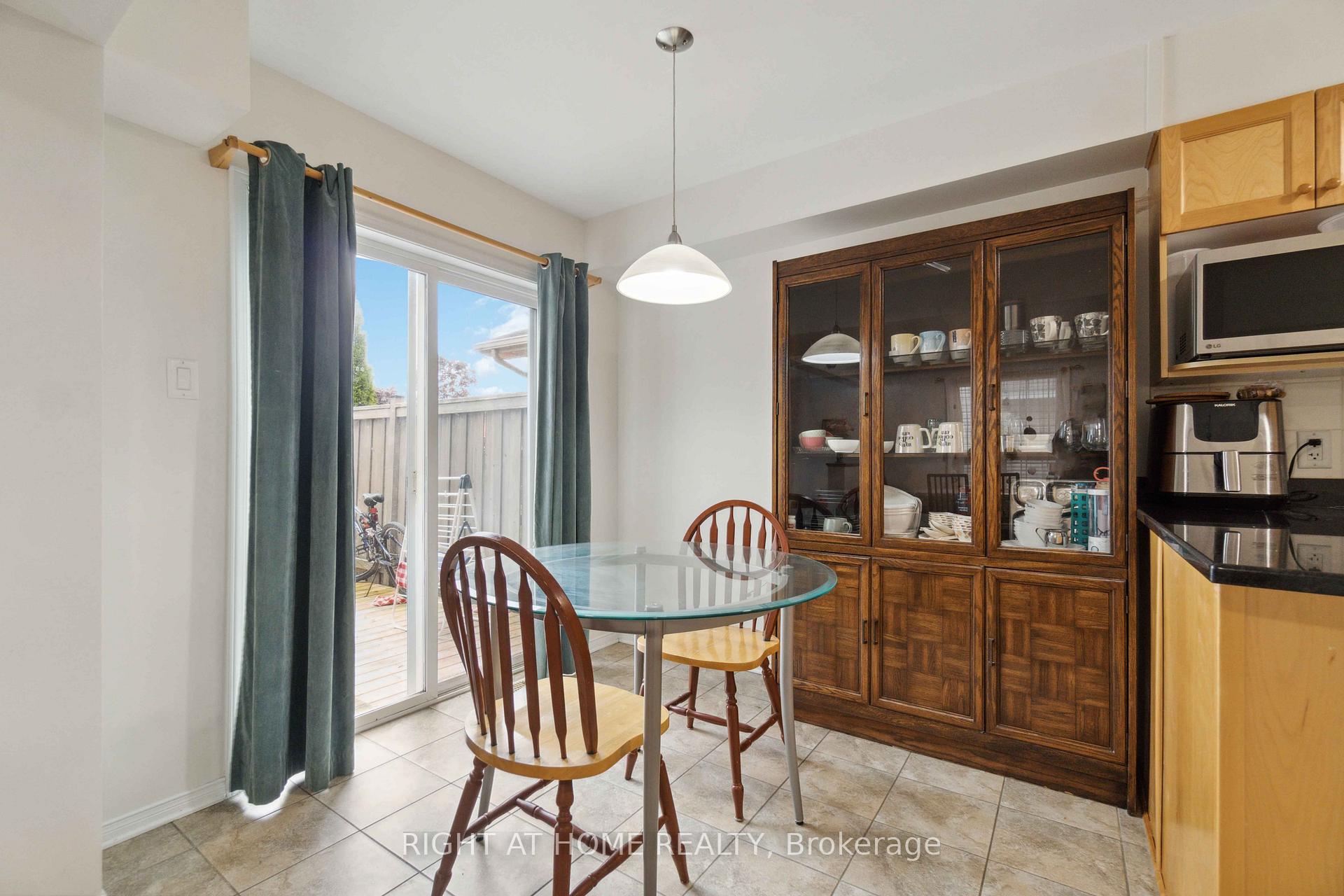 Photo 6 of 123 Wolff Crescent, Arnprior — HOMEH