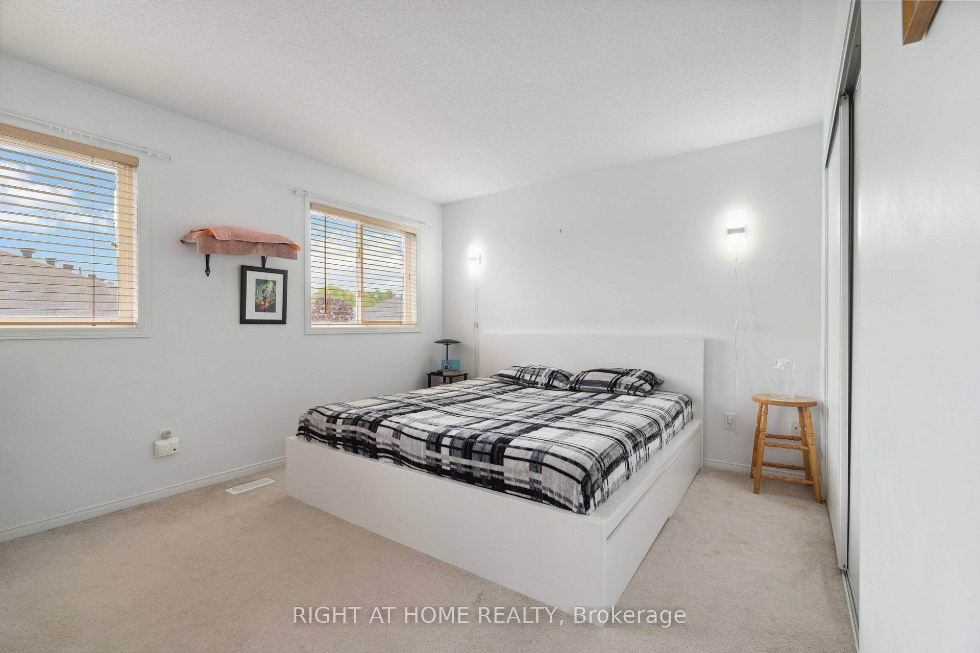 Photo 10 of 123 Wolff Crescent, Arnprior — HOMEH