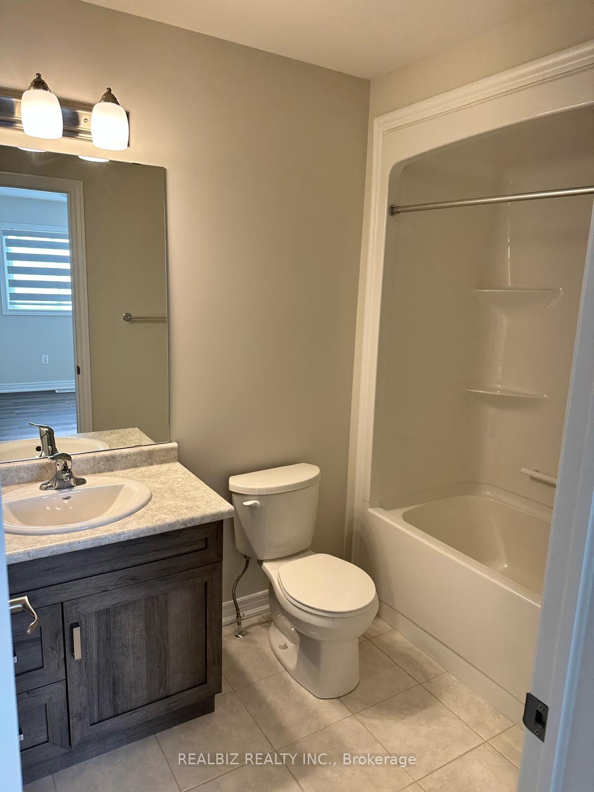 Photo 16 of 210 Sunflower Place, Welland, West Welland — HOMEH