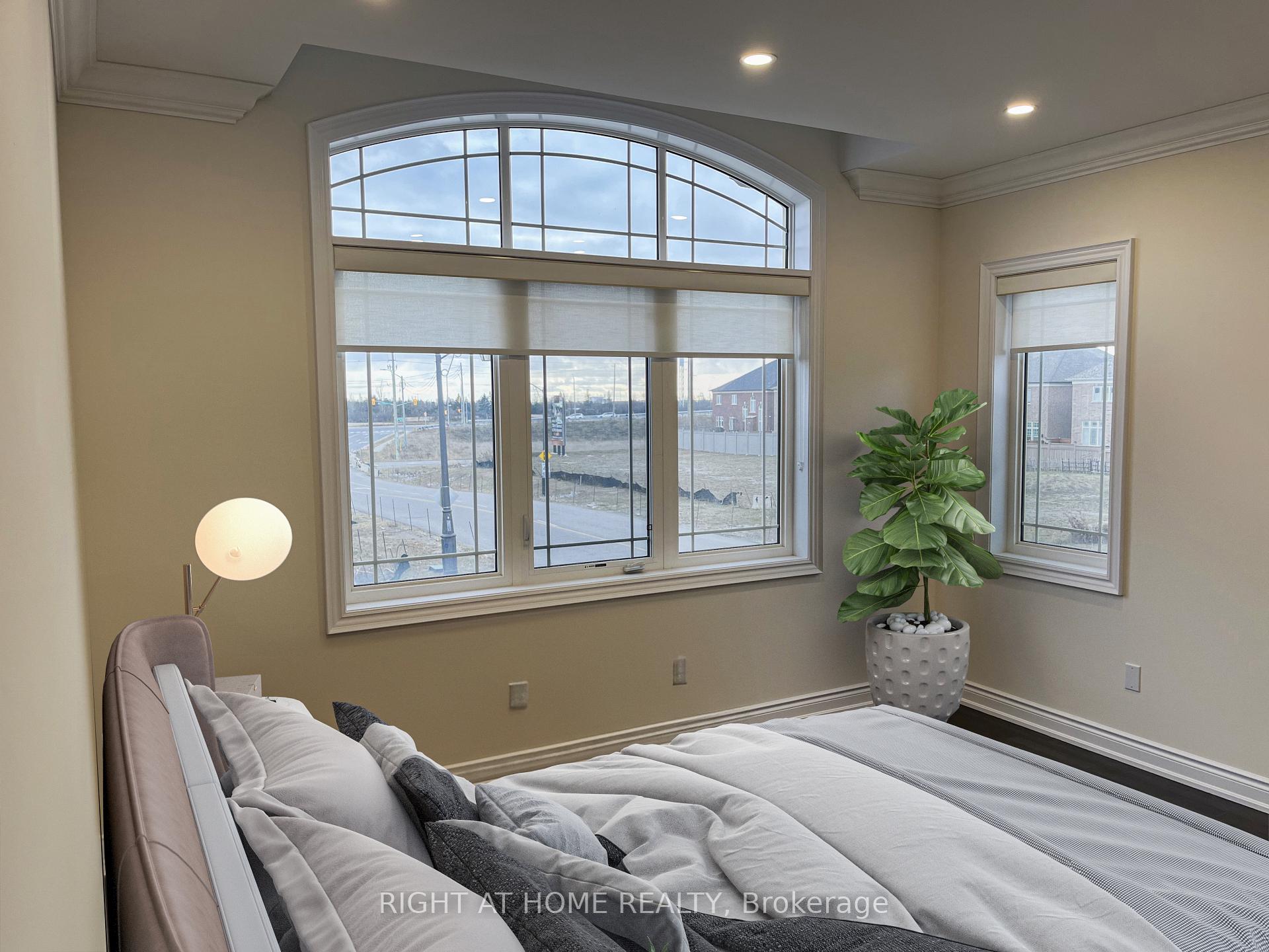 Photo 22 of 2 Chesney Crescent, Vaughan, Kleinburg — HOMEH