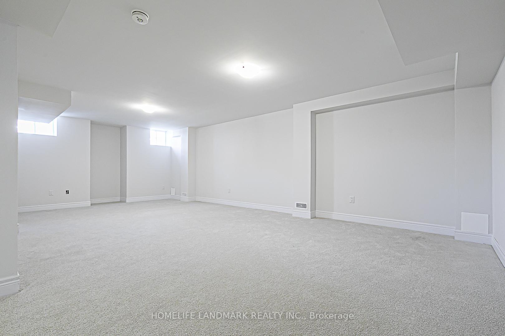 Photo 38 of 62 Jinnah Avenue, Markham, Middlefield — HOMEH