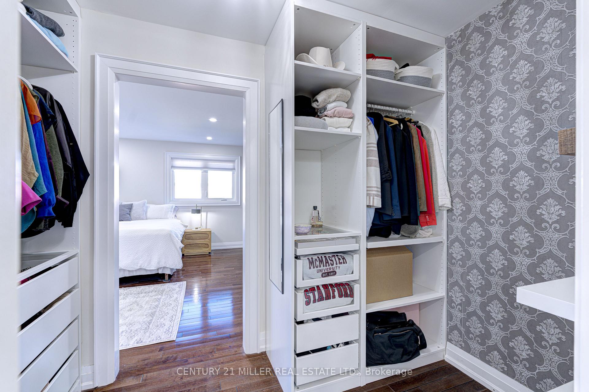 Photo 25 of 39 Iona Crescent, Vaughan, Elder Mills — HOMEH