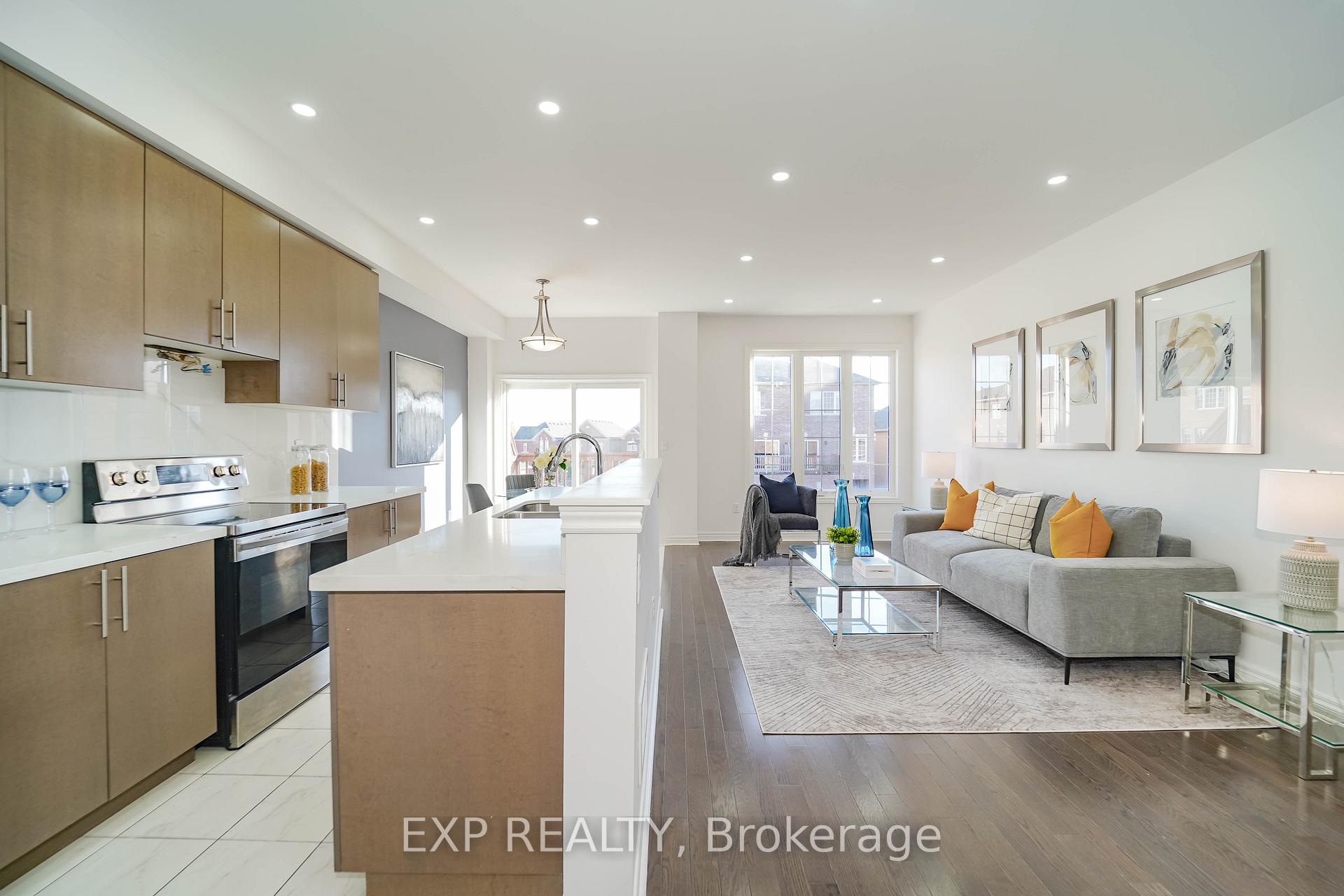 Photo 6 of 106 Pearl Lake Road, Markham, Cornell — HOMEH