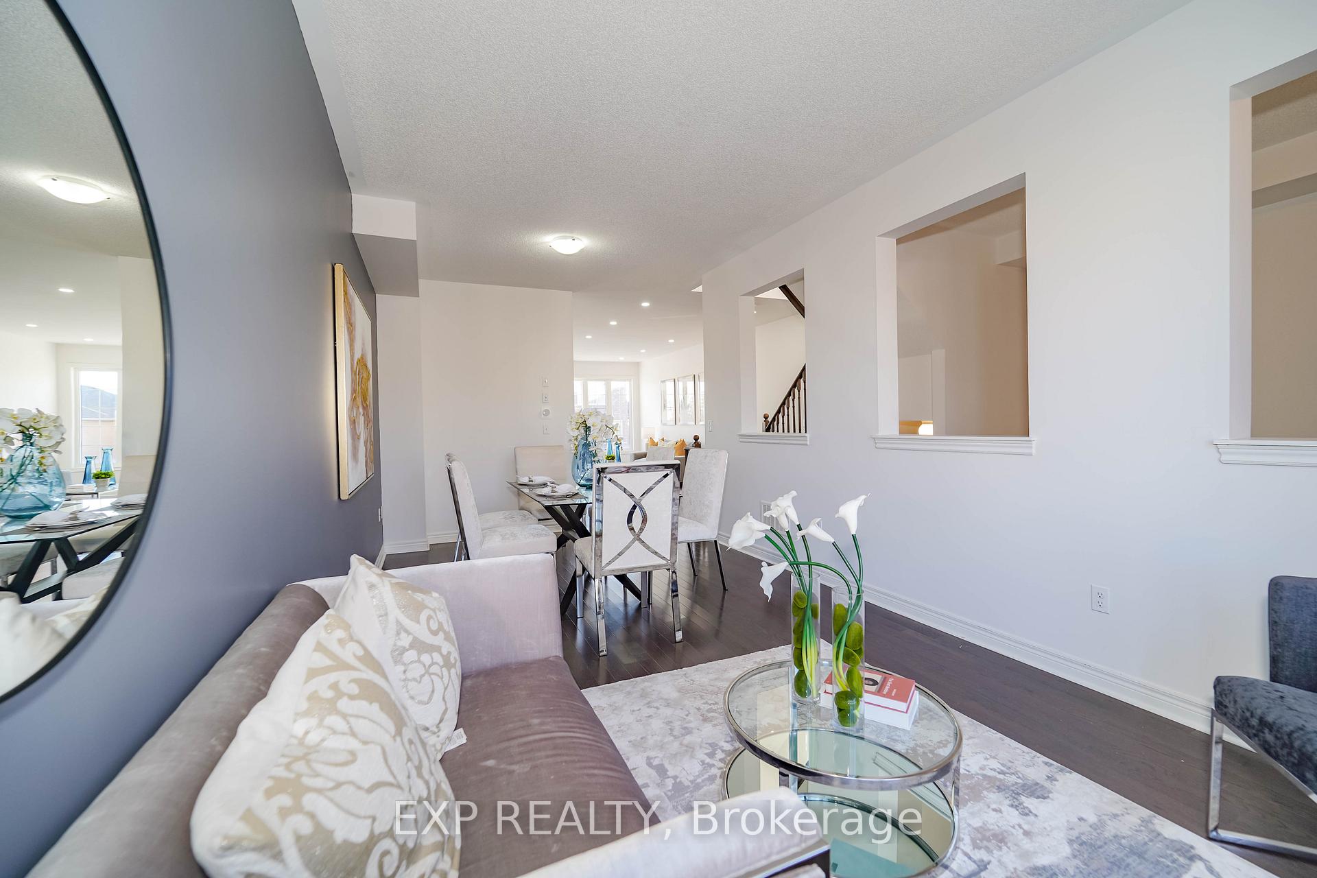 Photo 10 of 106 Pearl Lake Road, Markham, Cornell — HOMEH