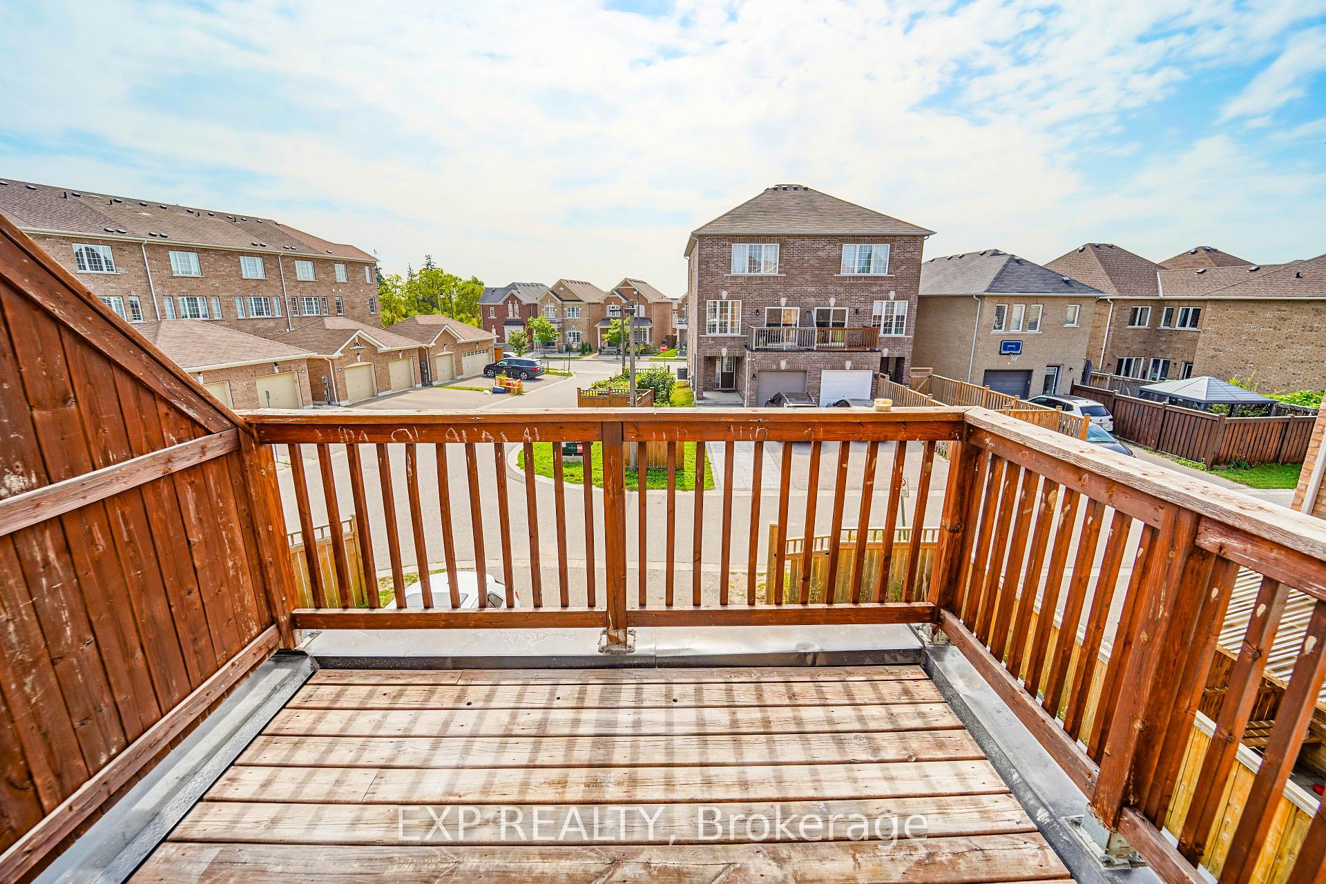 Photo 37 of 106 Pearl Lake Road, Markham, Cornell — HOMEH