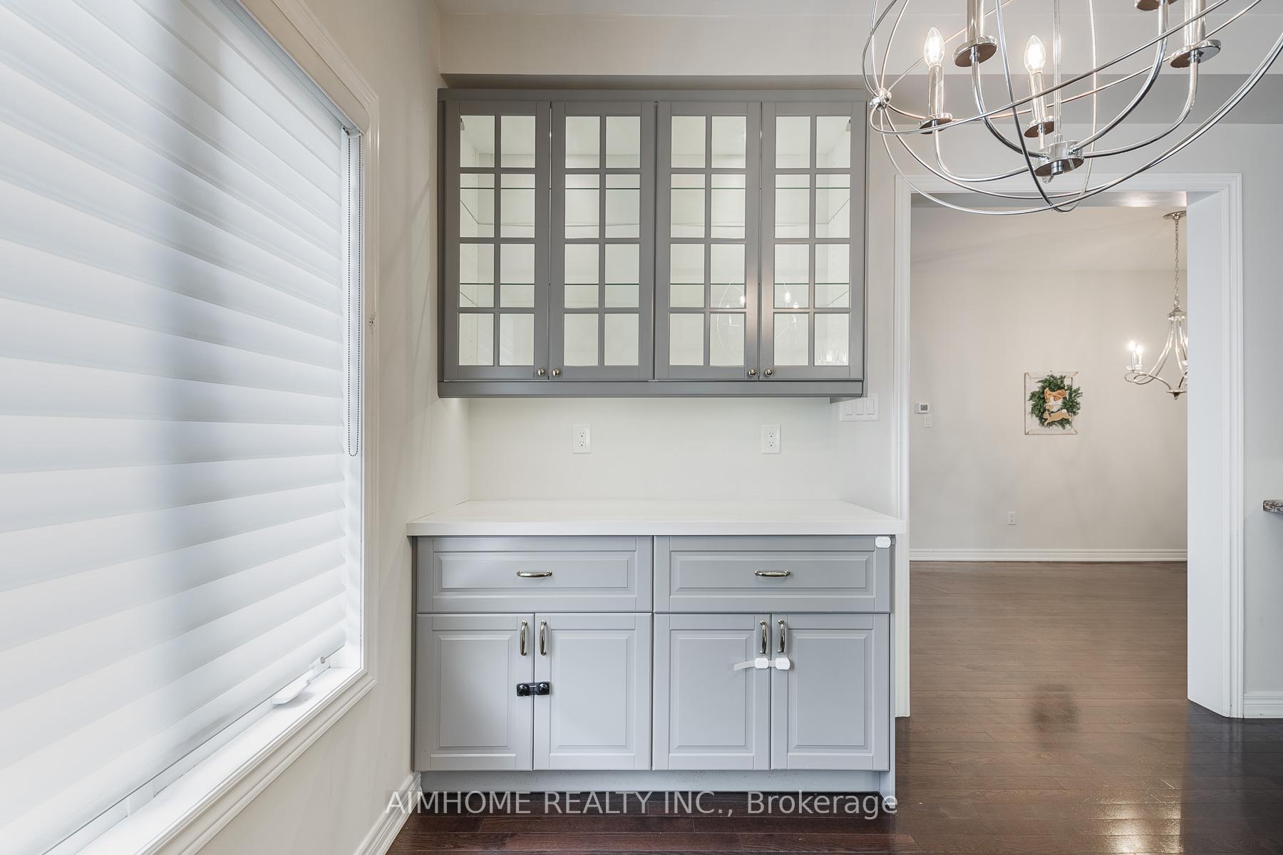 Photo 14 of 99 Lauderdale Drive, Vaughan, Patterson — HOMEH