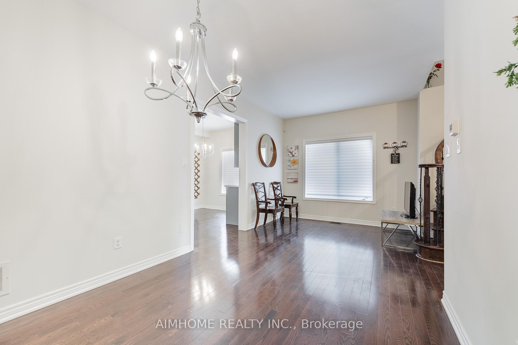 Photo 17 of 99 Lauderdale Drive, Vaughan, Patterson — HOMEH