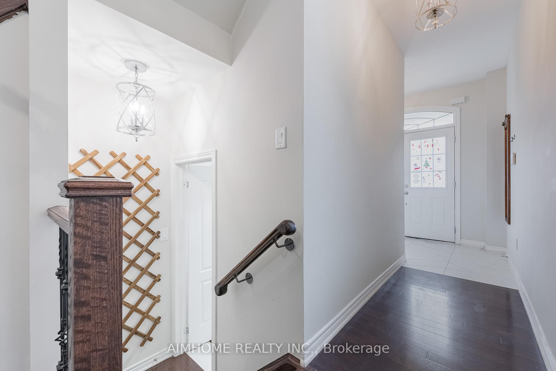 Photo 20 of 99 Lauderdale Drive, Vaughan, Patterson — HOMEH
