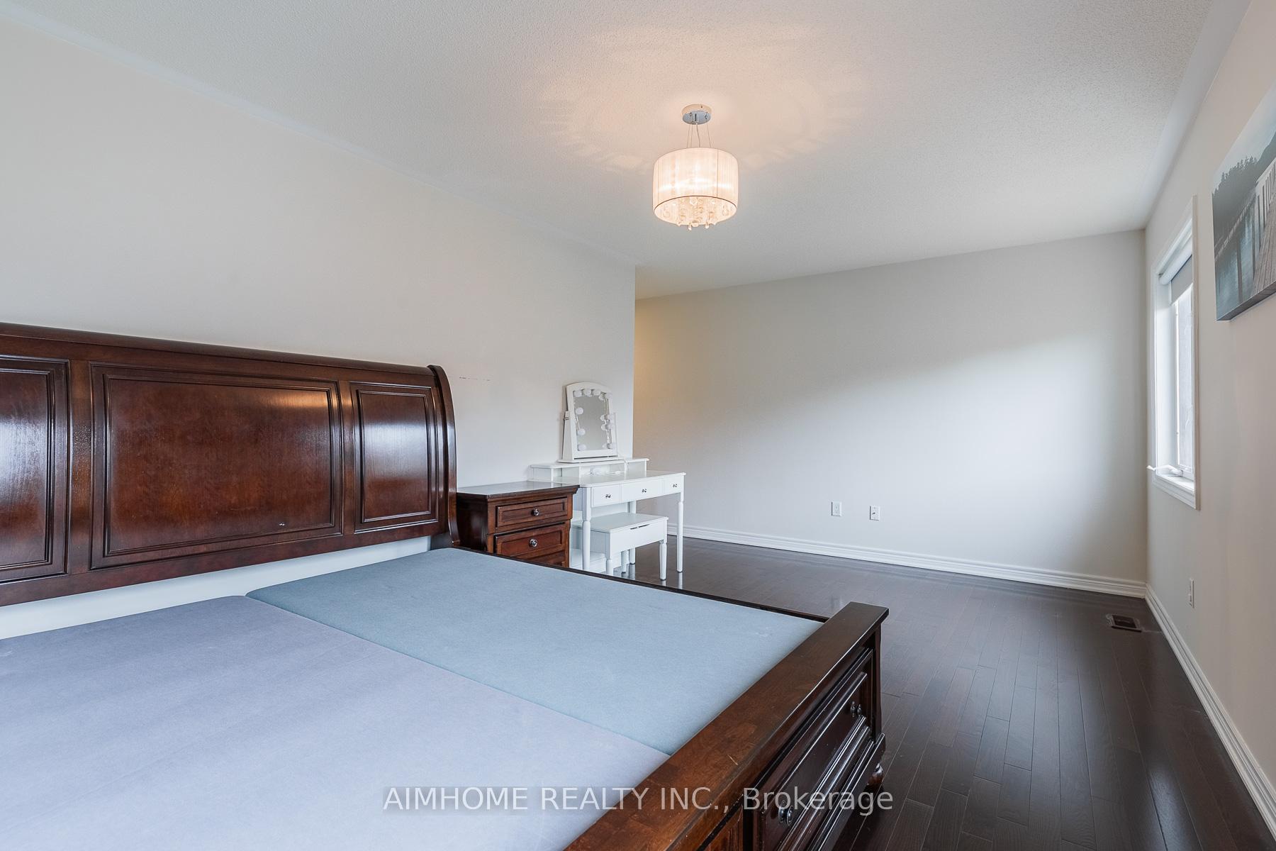 Photo 27 of 99 Lauderdale Drive, Vaughan, Patterson — HOMEH