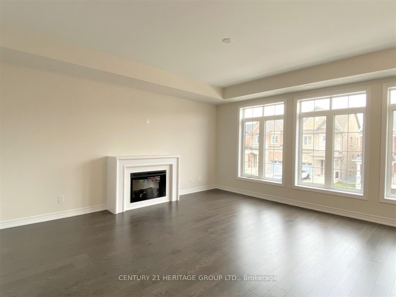 Photo 13 of 37 Gillivary Drive, Whitby, Rural Whitby — HOMEH