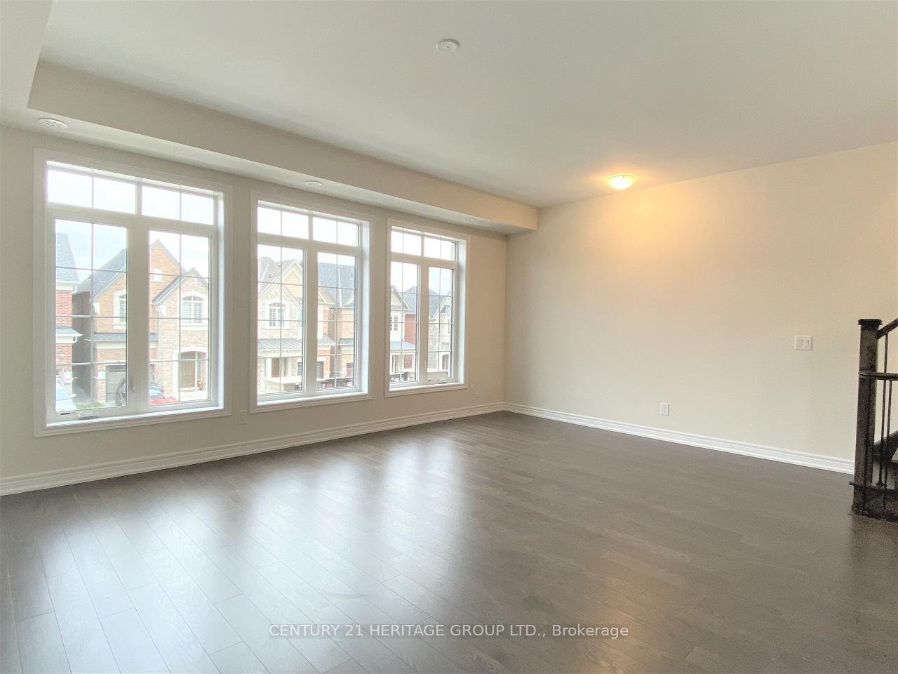 Photo 14 of 37 Gillivary Drive, Whitby, Rural Whitby — HOMEH