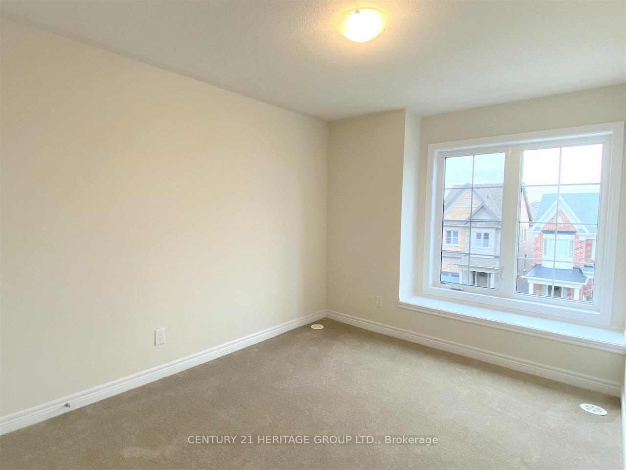 Photo 21 of 37 Gillivary Drive, Whitby, Rural Whitby — HOMEH