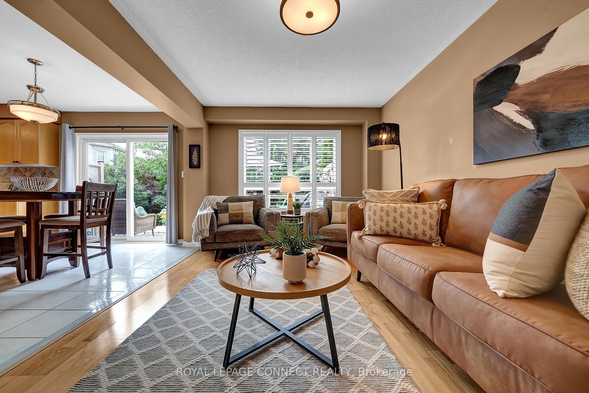 Photo 8 of 4 Middlecote Drive, Ajax, Northeast Ajax — HOMEH