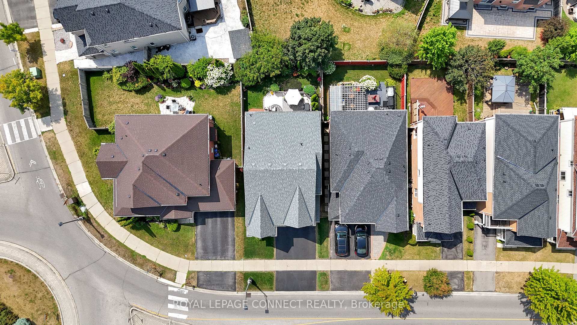 Photo 35 of 4 Middlecote Drive, Ajax, Northeast Ajax — HOMEH