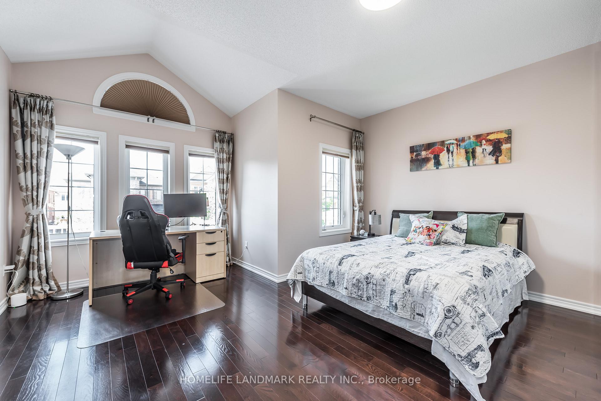 Photo 22 of 13 Hua Du Avenue, Markham, Berczy — HOMEH